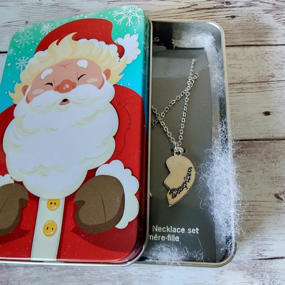 Shared Heart Mother Daughter Necklace Set in Bonus Holiday Gift Tin! - Picture 7 of 8